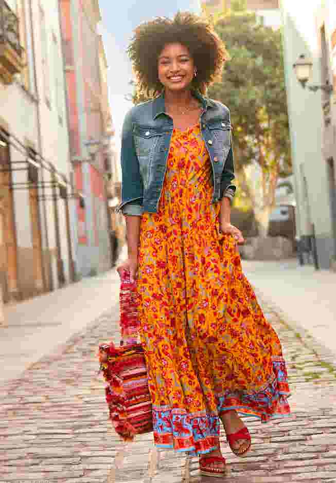 Short Sleeve Flowy Maxi Dress image number 4
