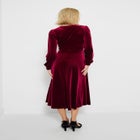 Crew Neck Velvet Midi Dress image number 3