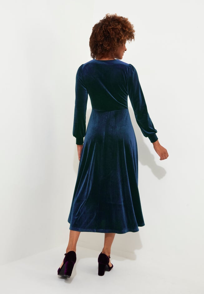 Crew Neck Velvet Midi Dress image number 2