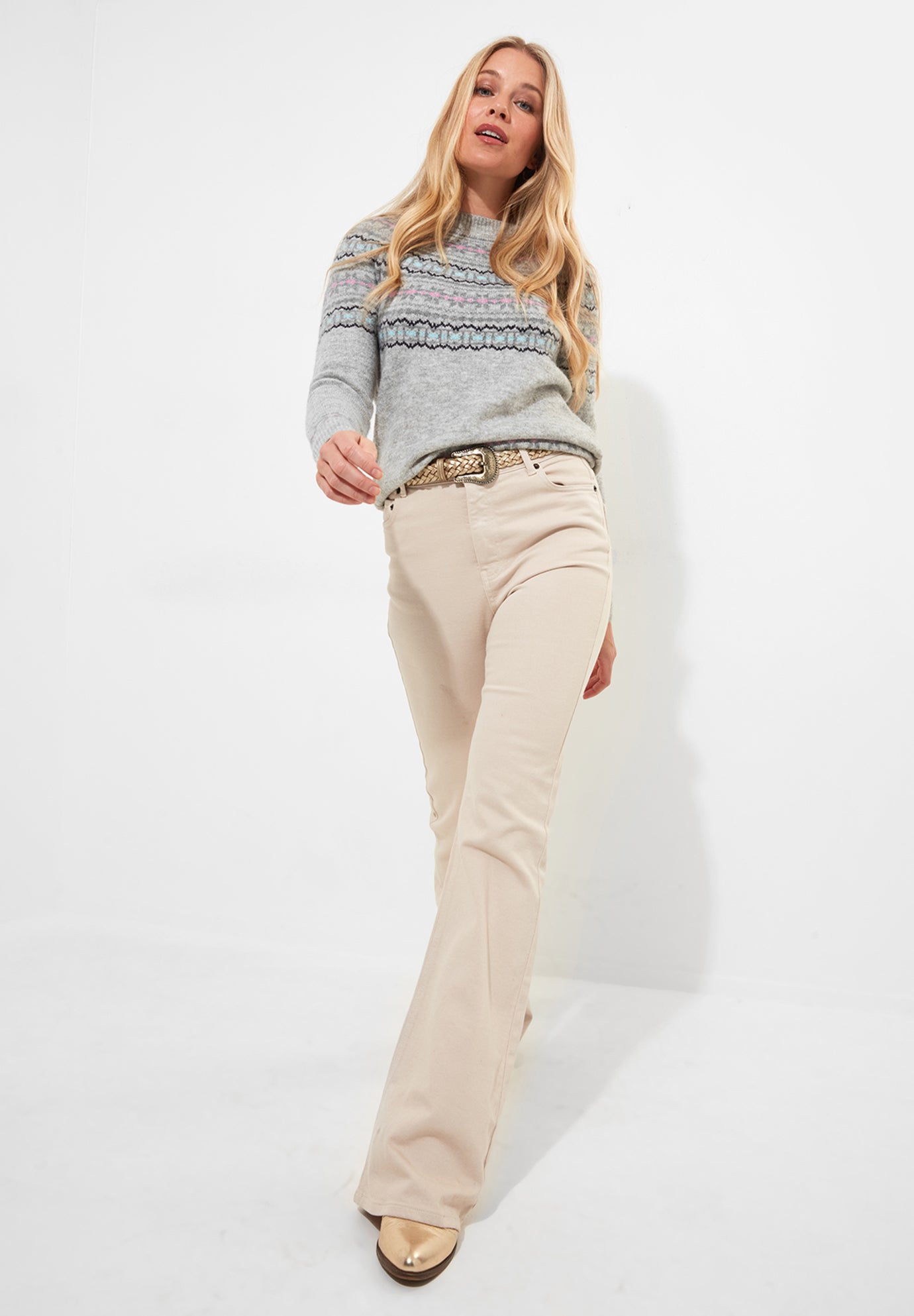 Fair Isle Rib Trim Crewneck Pullover image number 3